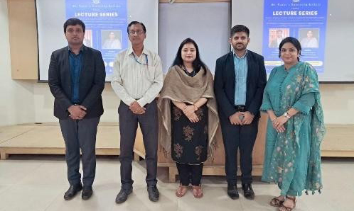 Faculty of Commerce and Management hosts lecture series