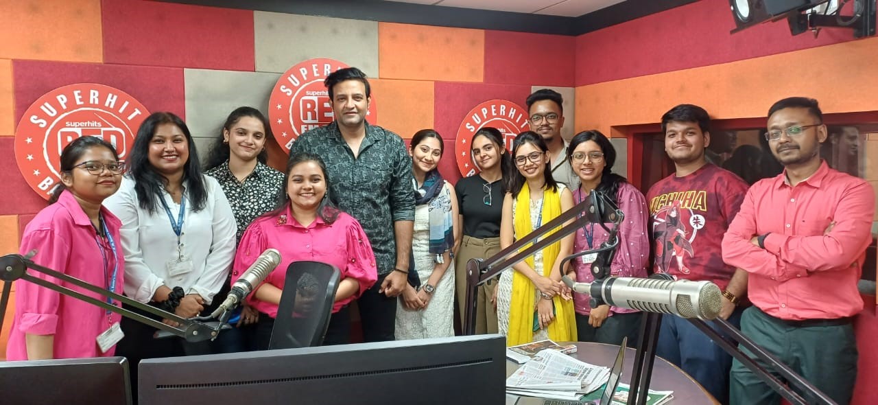 Dept of Mass Communication visits Red FM