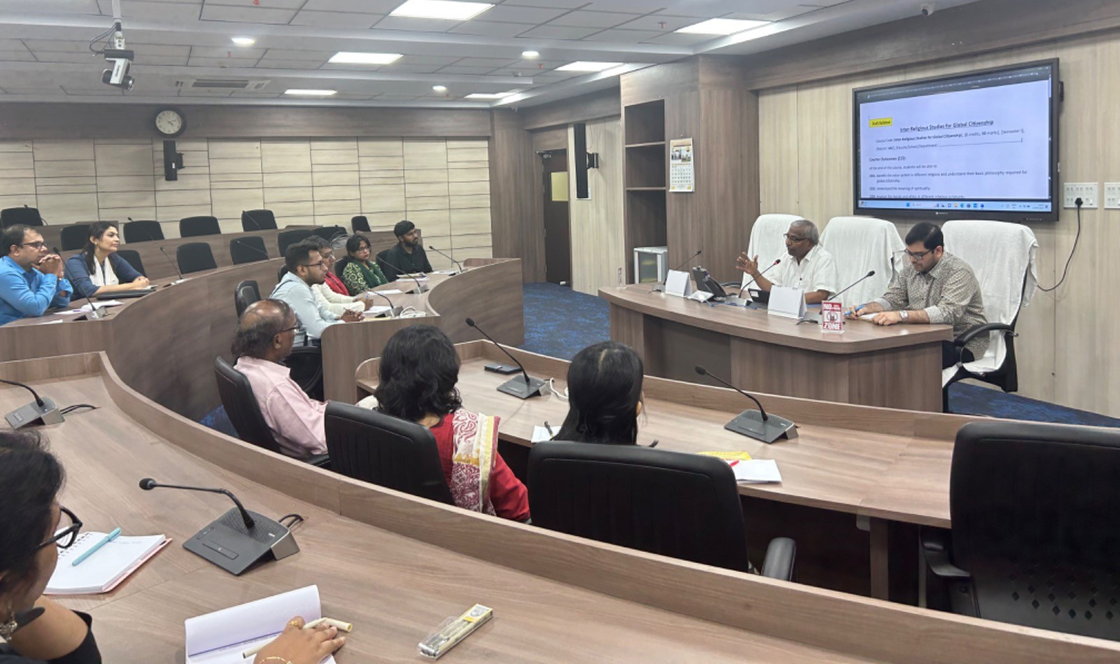 SXUK organises Orientation programme