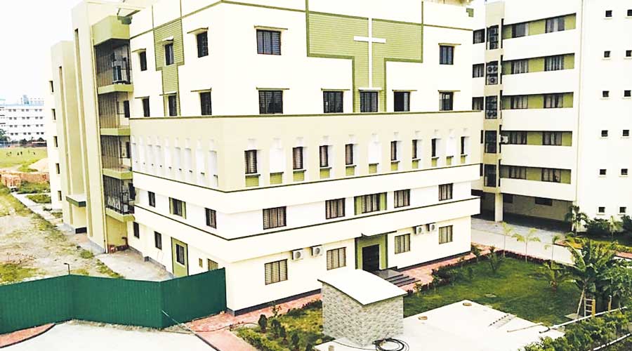 ISOLATION-CUM PRE-HOSPITALISATION CENTRE FOR COVID PATIENTS